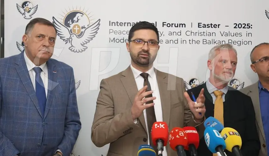 ĆUMUROVIĆ: ACTIONS BY SCHMIDT AND JUDICIAL PERSECUTION OF LEGITIMATE LEADERS UNACCEPTABLE