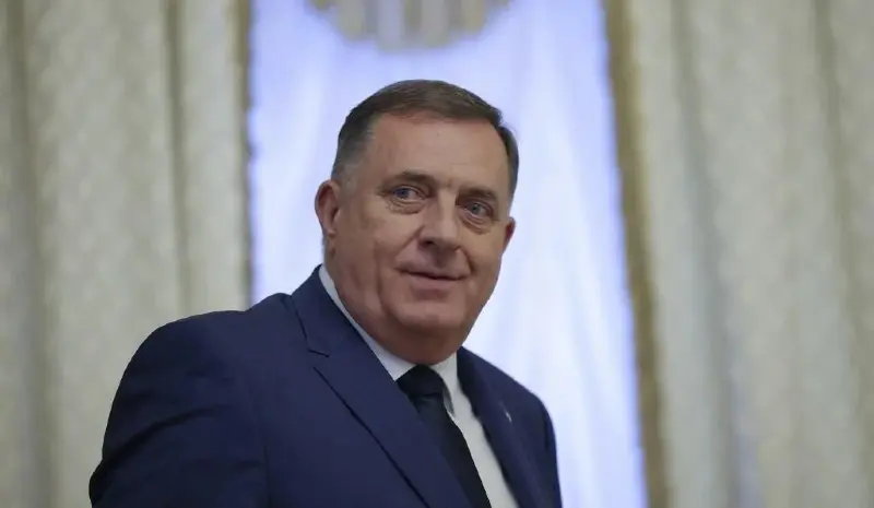 DODIK: SHE'S GONE