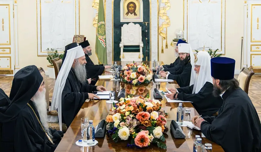 PATRIARCH PORFIRIJE MET WITH PATRIARCH KIRILL IN MOSCOW