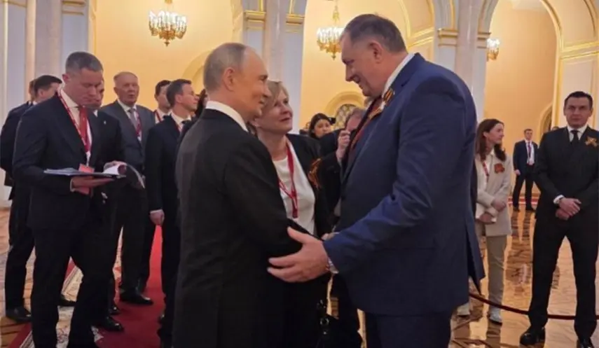 The President of Republika Srpska Milorad Dodik met with the russian President Vladimir Putin in Moscow.