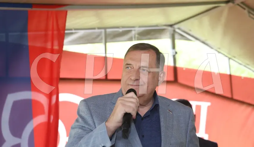 The leader of the SNSD, Milorad Dodik at a gathering with the SNSD City Committee of Banja Luka in Mlinska Rijeka near Čelinac.