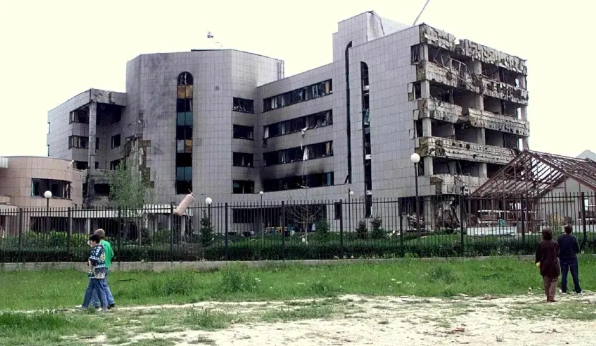 AMERICANS DESTROYED CHINESE EMBASSY IN BELGRADE