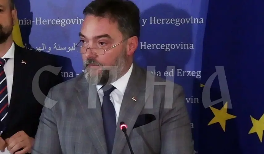 "TROIKA" POISONED POLITICAL RELATIONS