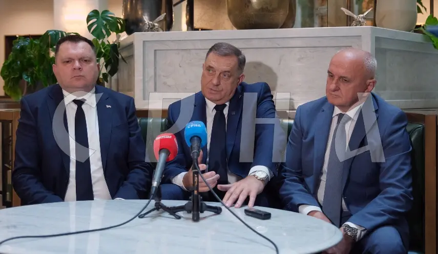 Republika Srpska President Milorad Dodik adressing the press today in Budapest.