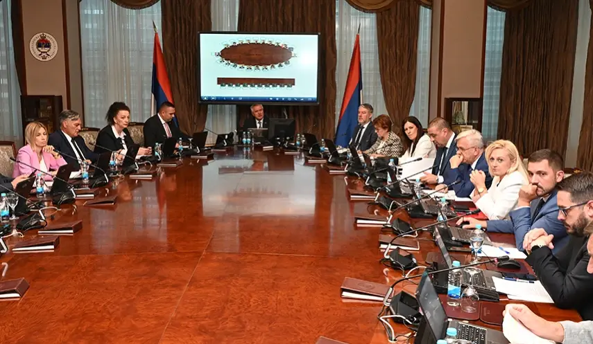 UNACCEPTABLE DECISION OF UNAPPOINTED HIGH REPRESENTATIVE