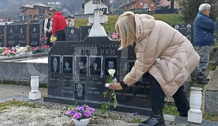 BESTIAL ABUSE OF MUSLIM HORDES OVER DEAD SERBS