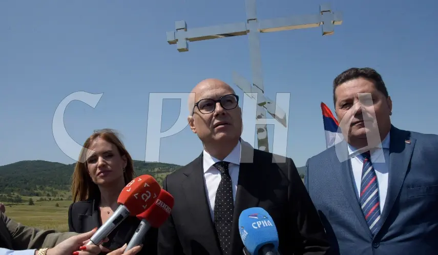 VUČEVIĆ: WE HAVE TO PROTECT SERBIA AND SRPSKA FROM ATTACKS