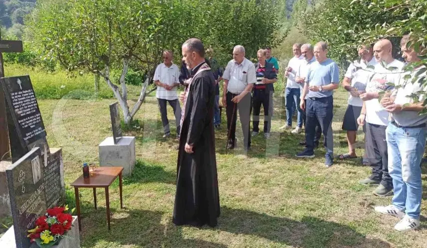 FLOWERS LAID AT SITE OF SERB SUFFERING IN AUGUST 1941