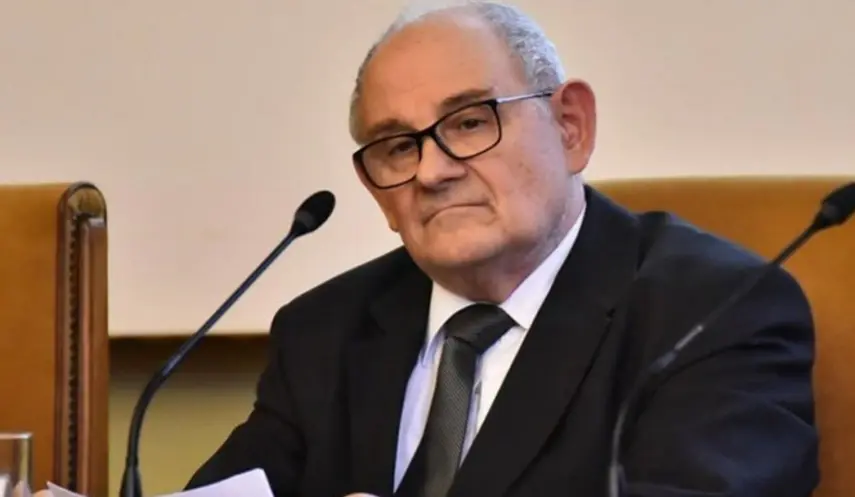 Member of the Serbian Academy of Sciences and Arts /SANU/ Kosta Čavoški.