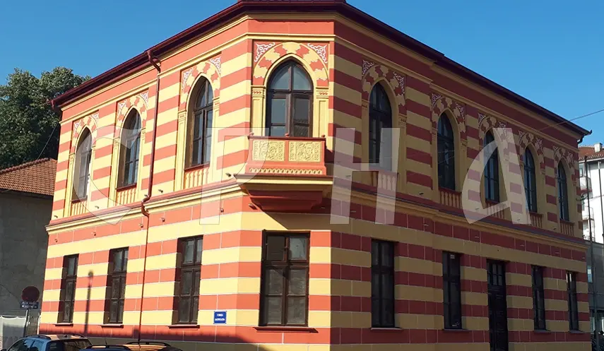 TOWN HALL – HEART OF KOSTAJNICA AND KEEPER OF TIME