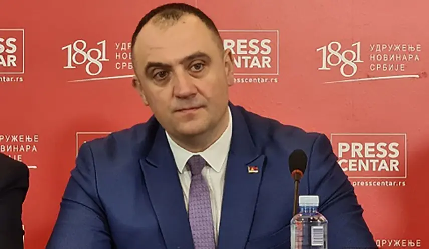 VUJADINOVIĆ CALLS ON EU TO REACT TO HATE MESSAGES AGAINST SERBS
