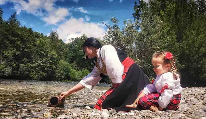 COMBINATION OF TOURIST FACILITIES AND NATURAL BEAUTY, CULTURAL AND HISTORICAL HERITAGE