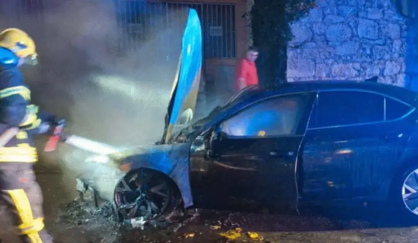 MAYOR KORDIĆ'S VEHICLE SET ON FIRE