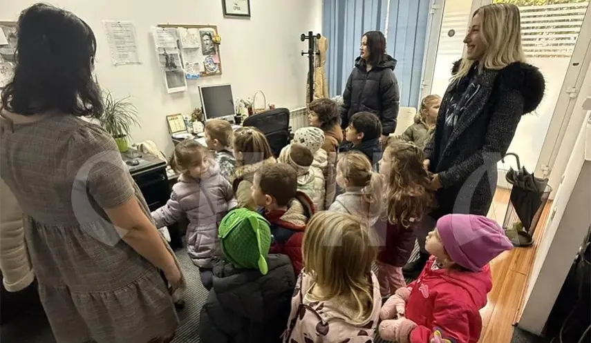 CHILDREN FROM BANJA LUKA KINDERGARTEN VISIT BANJA LUKA NEWS BUREAU