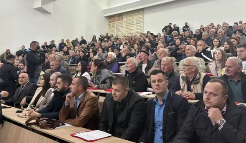 WITH TESLIĆ RESIDENTS ON ATTACKS AND ATTEMPTS TO DESTABILIZE SRPSKA