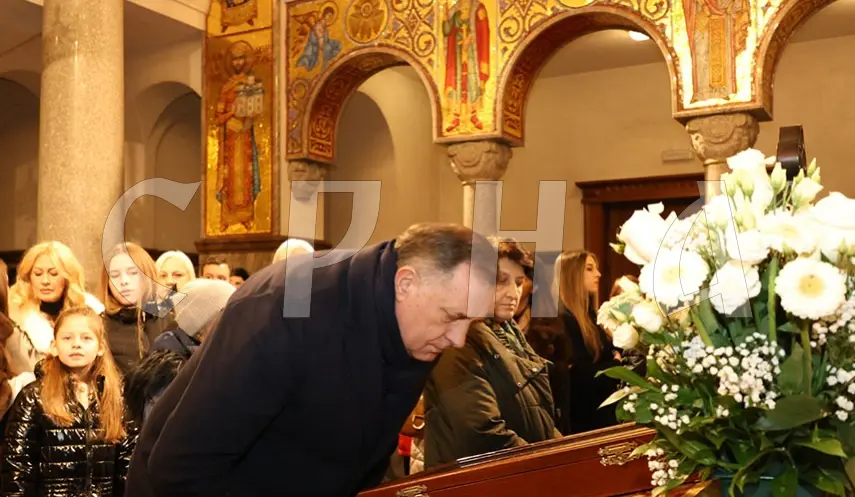 DODIK EXTENDS CHRISTMAS EVE GREETINGS, WISHING HAPPINESS, PEACE, AND UNDERSTANDING