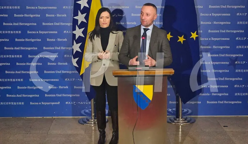 CONSTITUTIONAL COURT SHOULD DECLARE ITSELF INCOMPETENT IN RULINGS ON CONSTITUTIONALITY OF SRPSKA GOVERNMENT