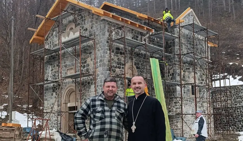 UDRIM MONASTERY GAINS ROOF AFTER THREE CENTURIES