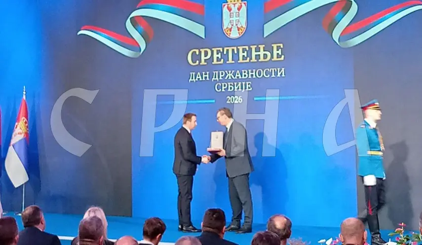 VUČIĆ PRESENTS CANDLEMAS ORDER TO SELAK