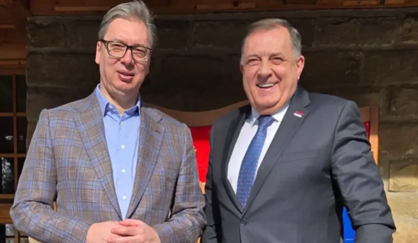 VUČIĆ: DISCUSSED ALL ISSUES IMPORTANT FOR SERBIA AND SRPSKA WITH DODIK