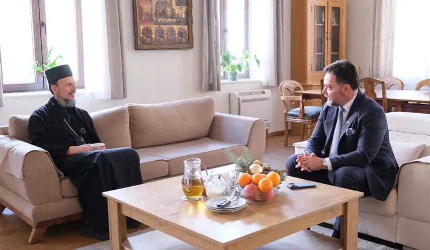 URGENT AND CONCRETE SOLUTIONS TO THE PROBLEM OF SEIZURE OF SERB PROPERTY SHOULD BE REQUESTED