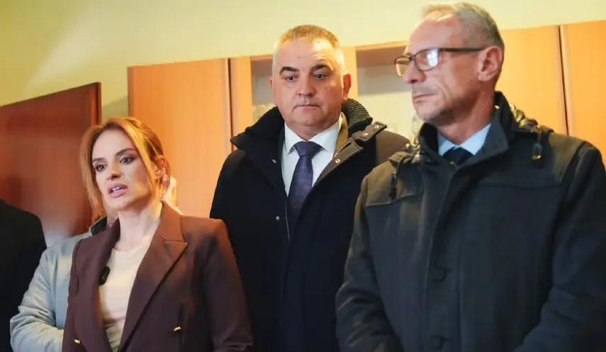 MINIĆ, OSTOJIĆ AND ĐURĐEVIĆ-STAMENKOVSKI PRESENTED AN AWARD TO MILIJA ZEČEVIĆ