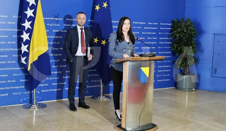 INSULTS BY FBiH JOURNALISTS DIRECTED AT SNSD MPs