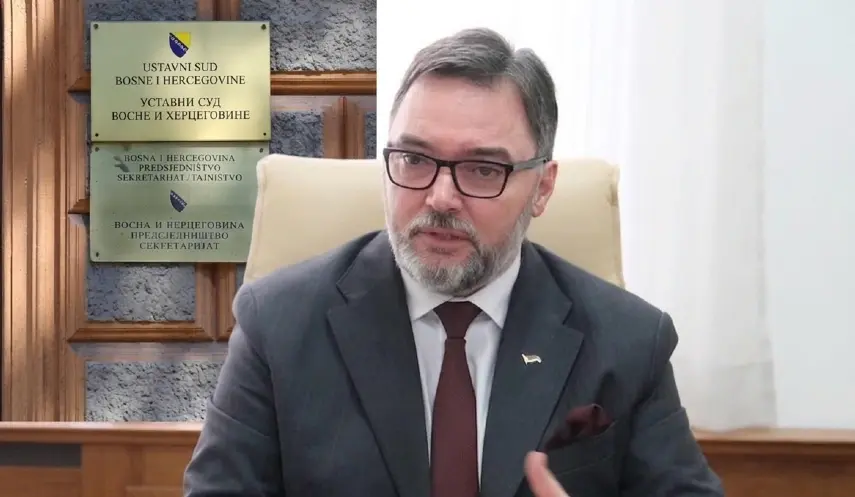 DECISIONS OF INCOMPLETE CONSTITUTIONAL COURT OF BiH SHOW ITS ABSURDITY AND FLAWED NATURE