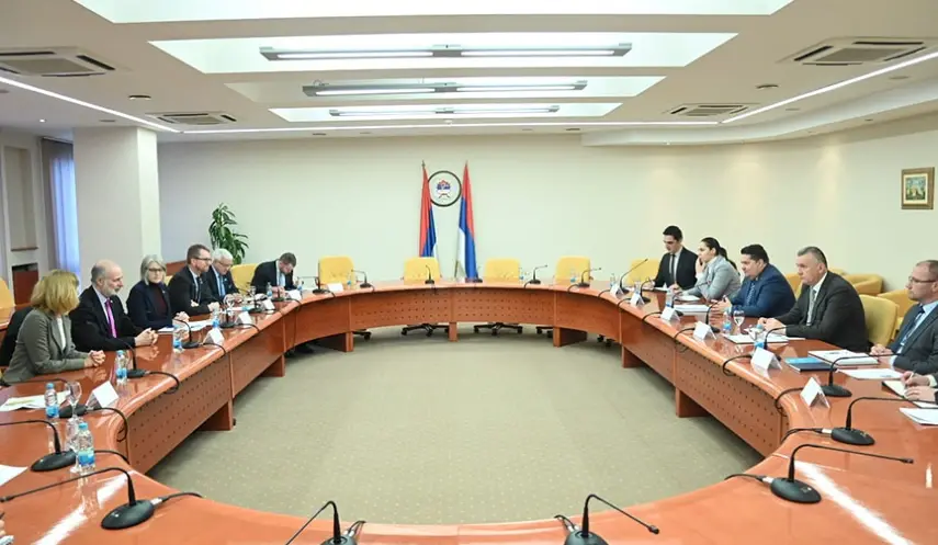 OHR AND FOREIGN JUDGES IN BiH CONSTITUTIONAL COURT HINDER CONSENSUS