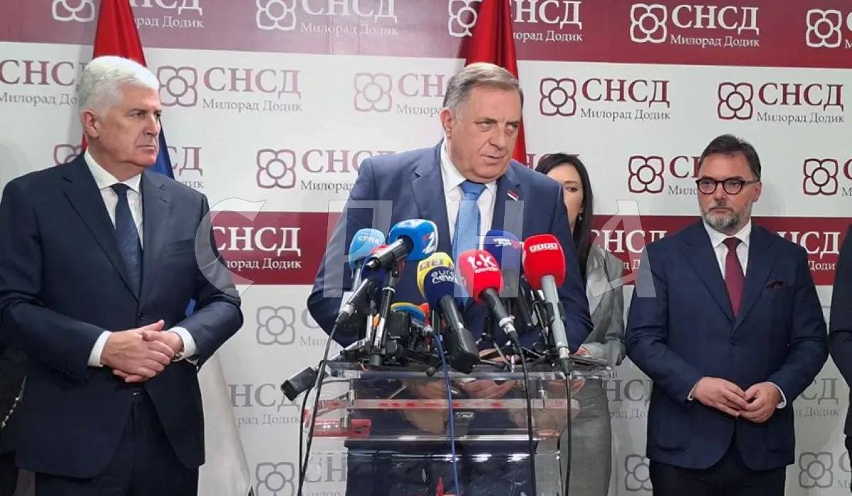 DODIK: SCHMIDT SHOULD NOT HAVE COME TO BiH, HIS DEPARTURE IS NOT MY CONCERN