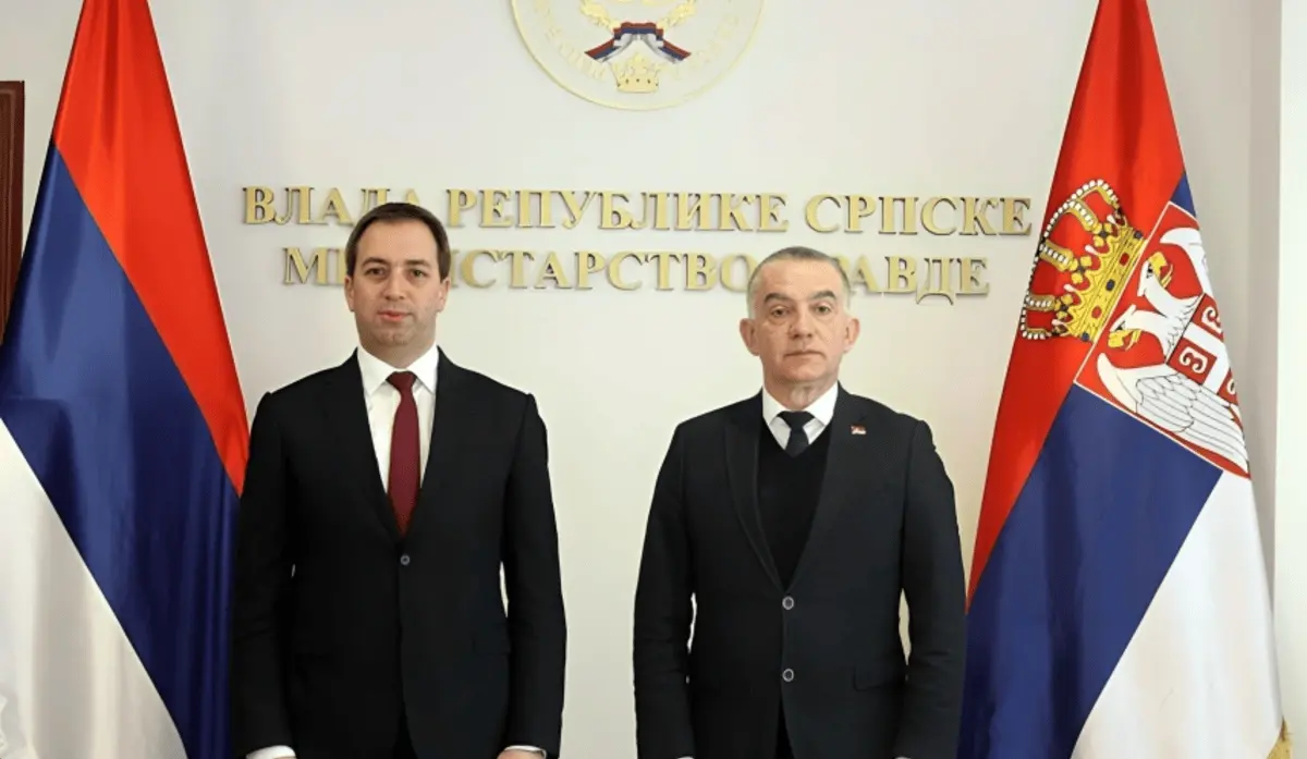 SERBIAN MINISTER OF JUSTICE TO VISIT THE HAGUE ON MONDAY TO ASSESS THE GENERAL'S HEALTH CONDITION
