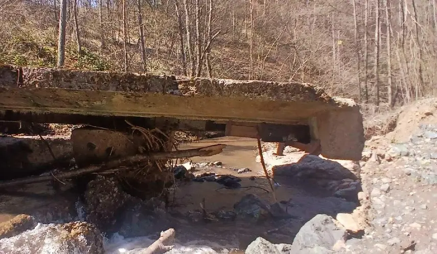 KEY BRIDGES TO GORNJA BRIJESNICA DAMAGED