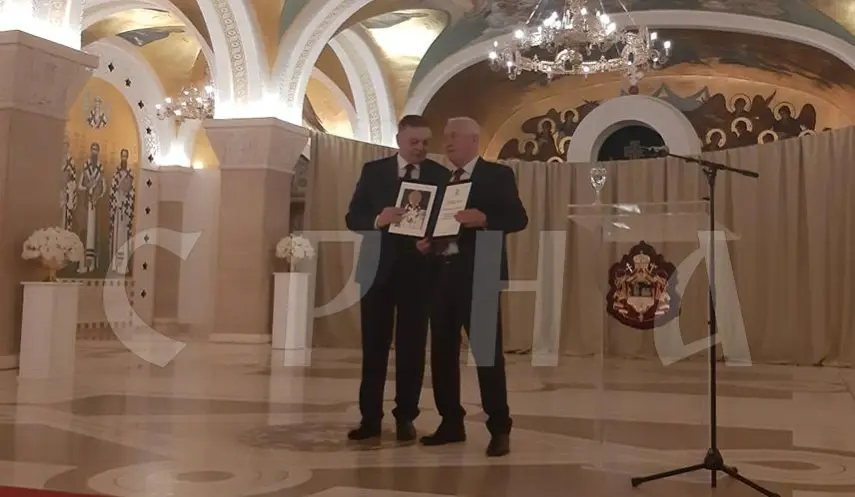PROSVJETA HONORS CARDILOGIST MILOVAN BOJIĆ WITH SAINT SAVA AWARD