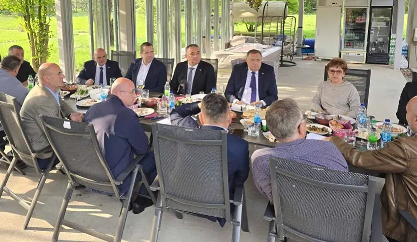 AFTER TALKS WITH BUSINESS LEADERS, DODIK SAYS BEST TIME IS AHEAD OF SRPSKA