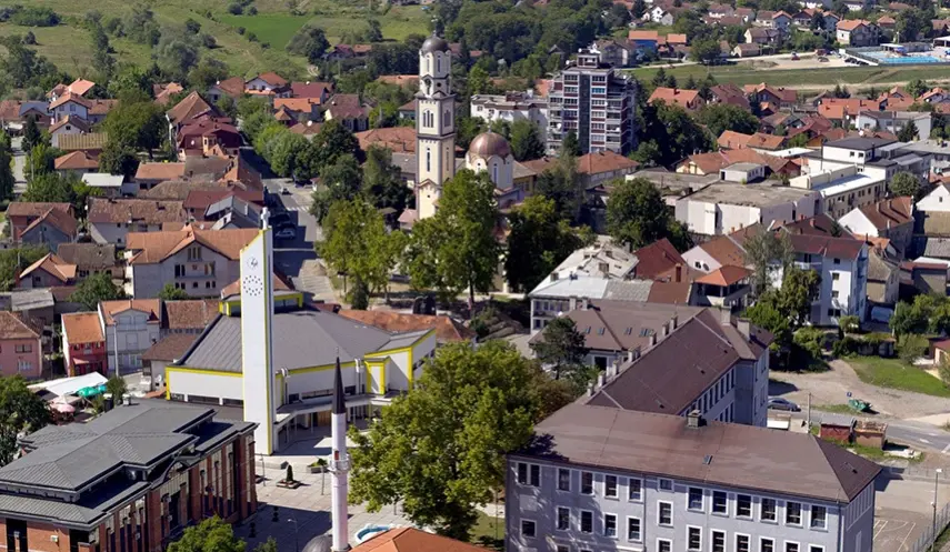 DODIK, ELEK AND BUSINESSMAN FROM DERVENTA JOIN EFFORT TO SECURE HOMES FOR CHILDREN OF PRIEST KILLED IN ACCIDENT