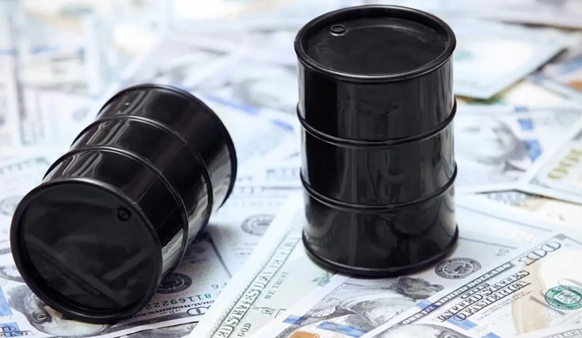 OIL PRICES RISE TO $100-A-BARREL THRESHOLD