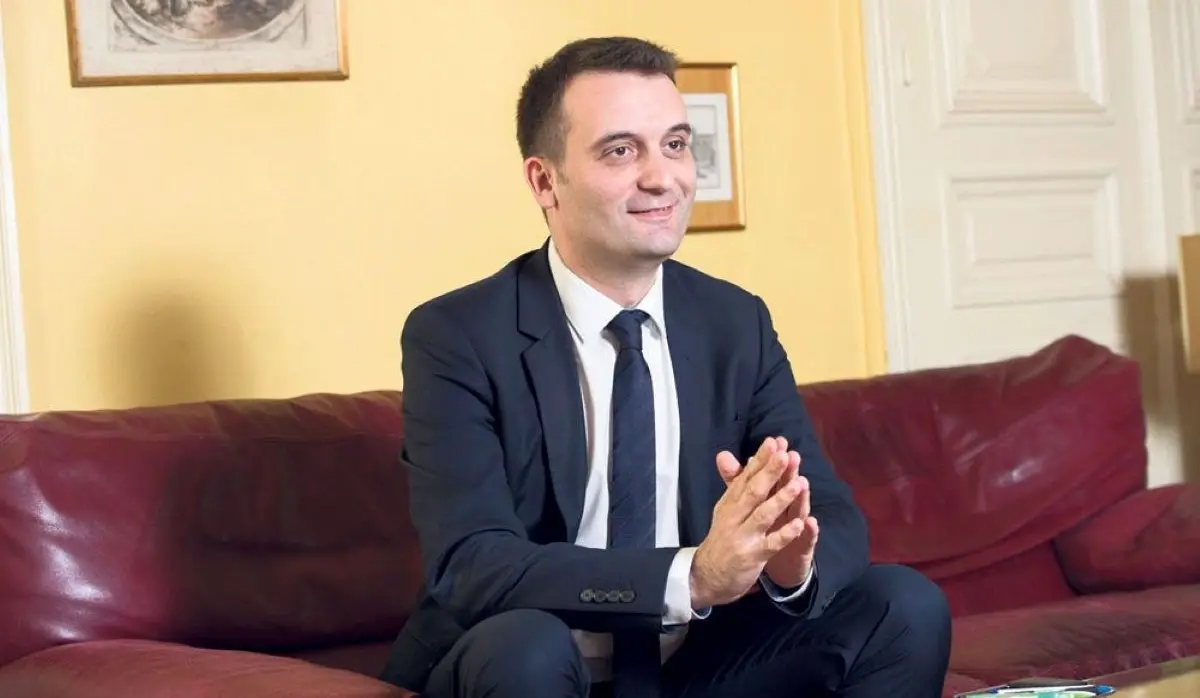 PHILIPPOT CONFIRMS HE IS RUNNING FOR PRESIDENT