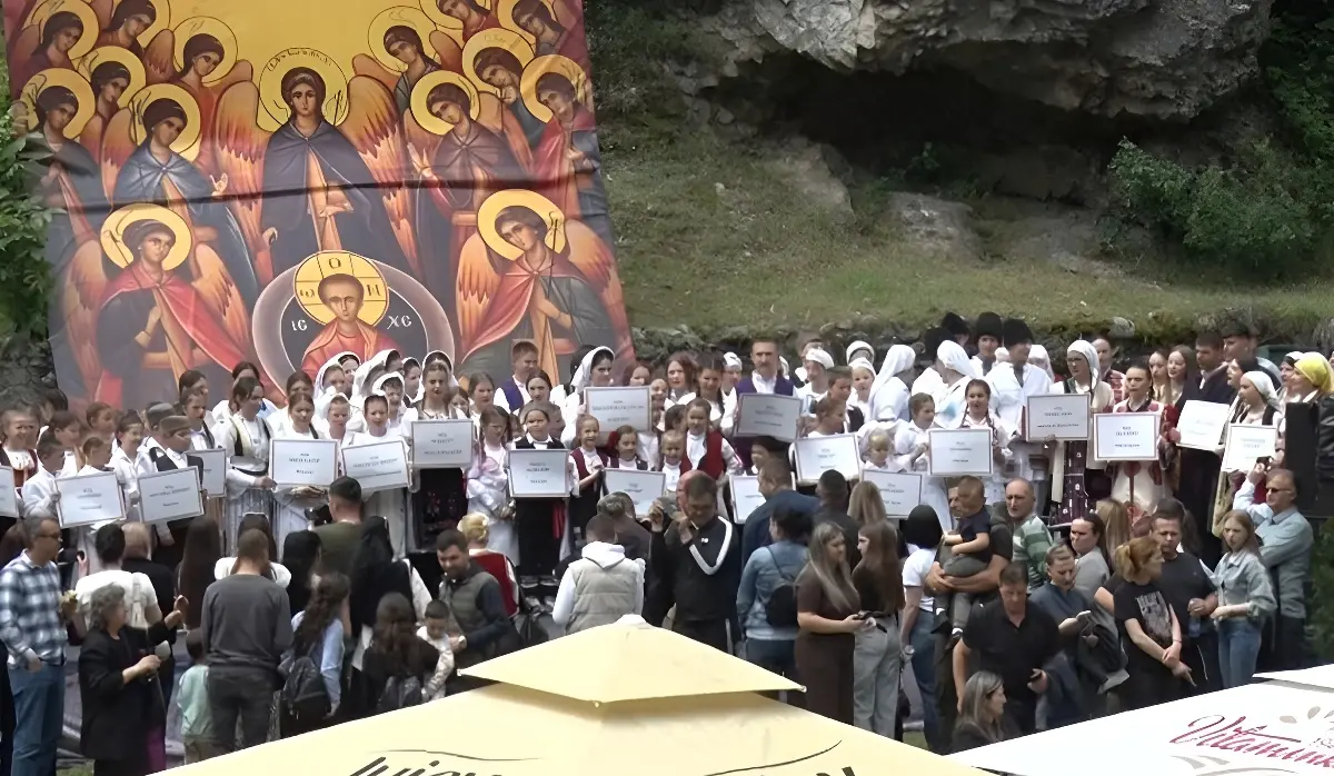 OVER 900 CHILDREN AT THE FOLKLORE FESTIVAL NEAR THE MONASTERY OF THE HOLY ARCHANGELS