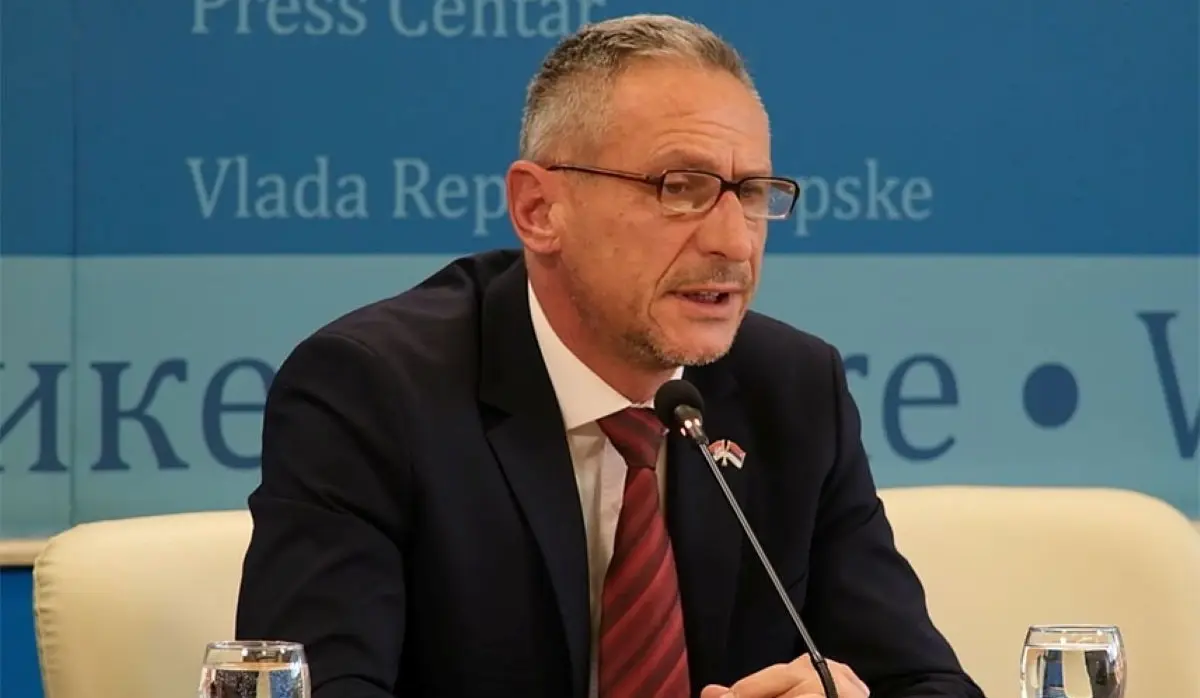 OSTOJIĆ: SYMBOLS OFFENDING SERB DIGNITY SHOULD BE REMOVED