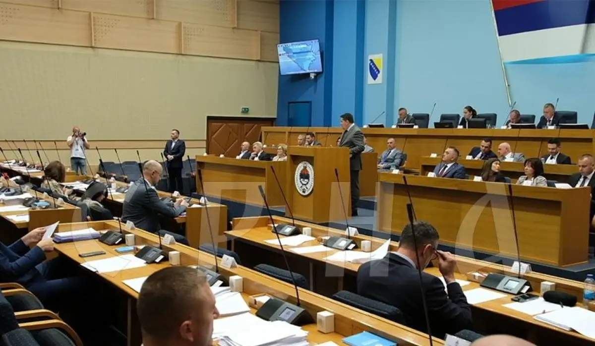 OHR DECLARATION CONFIRMS SCHMIDT HAS NO RELEVANCE IN SRPSKA