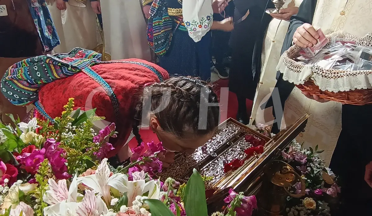BELT OF THE THEOTOKOS ARRIVES IN BELGRADE, WELCOMED BY PATRIARCH PORFIRIJE AND VUČIĆ