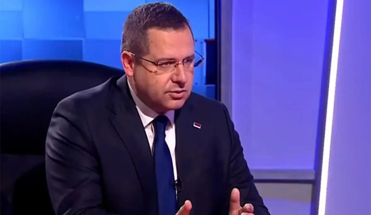 KOVAČEVIĆ: SCHMIDT NO LONGER HAS BACKING FOR ANY DECISIONS