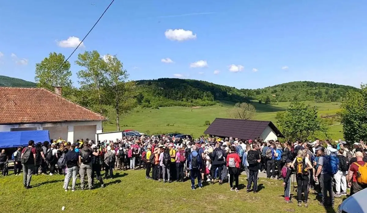 AMONG MORE THAN 500 HIKERS ON MANJAČA, A 91-YEAR-OLD PARTICIPANT AS WELL