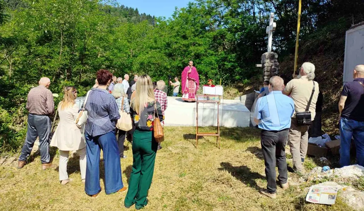 MEMORIAL SERVICE HELD FOR SERB VICTIMS OF USTASHA CRIMES IN SREBRENICA REGION