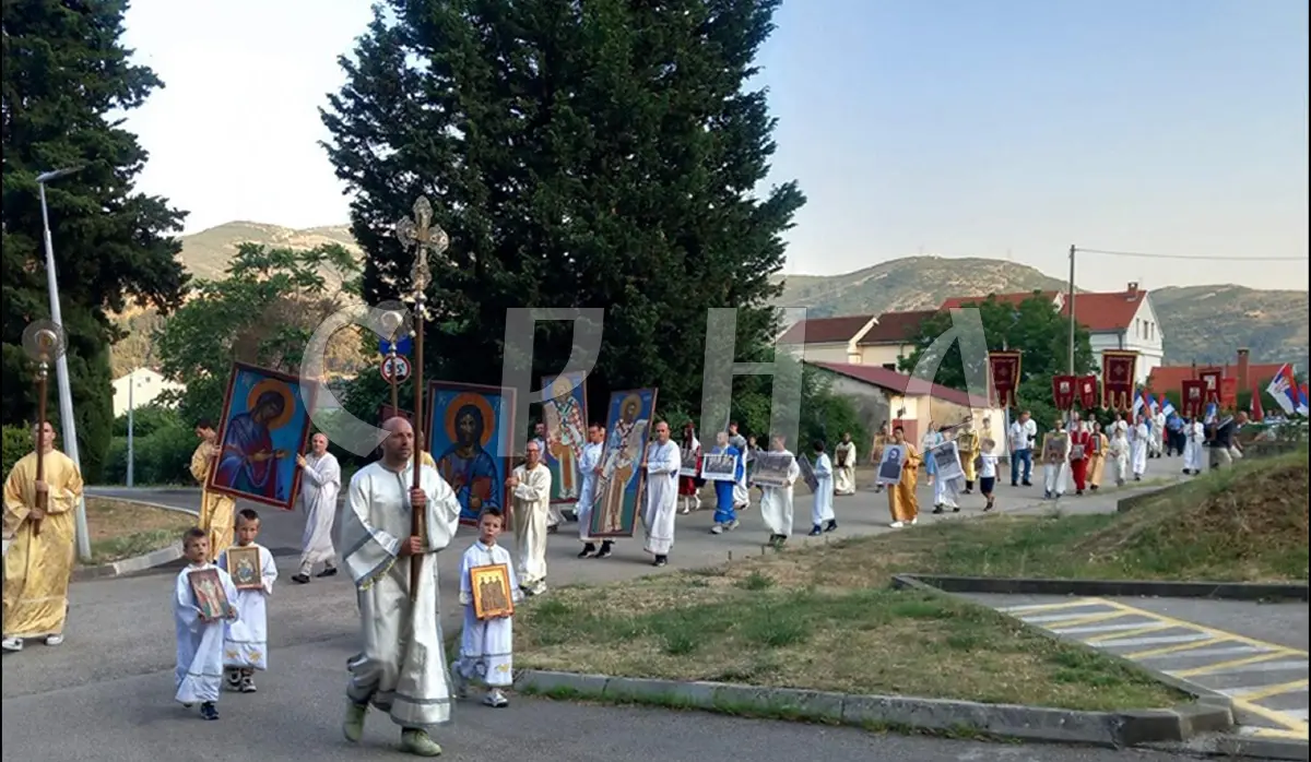 VIDOVDAN PROCESSION MARKING 110 YEARS SINCE SUFFERING OF SERBS PASSES THROUGH CITY
