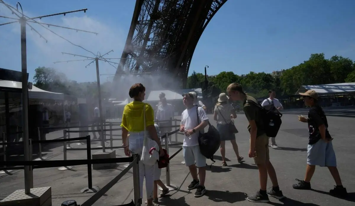 DEADLY HEAT GRIPS FRANCE, REPORTS OF THREE FATALITIES