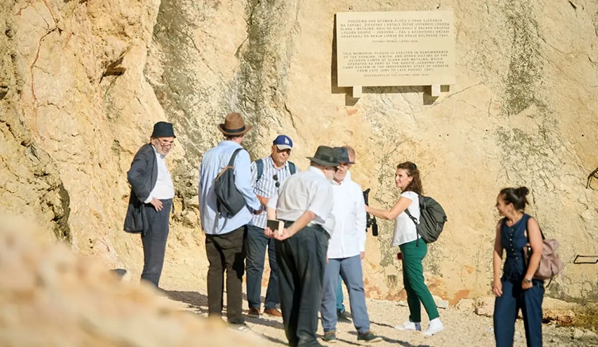 SLANA COVE IS A REMINDER OF SUFFERING OF SERBS AND JEWS IN THE NDH