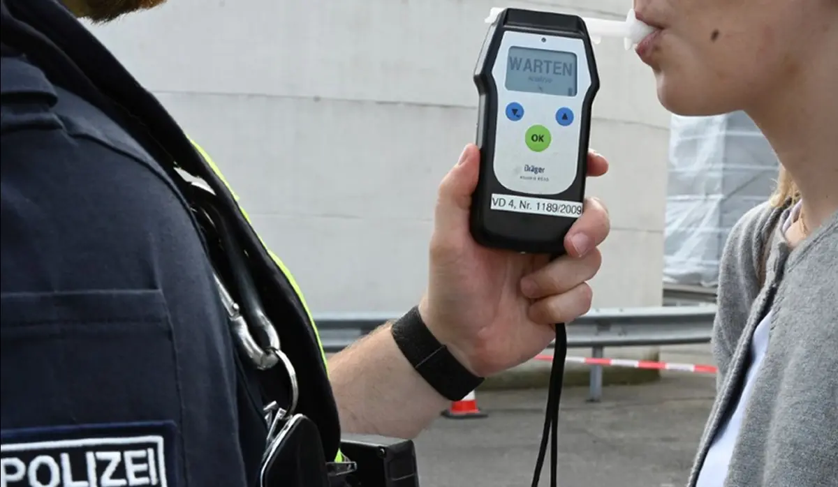 WOMAN FOUND WITH 0.525% BLOOD ALCOHOL CONTENT, URGENTLY HOSPITALIZED