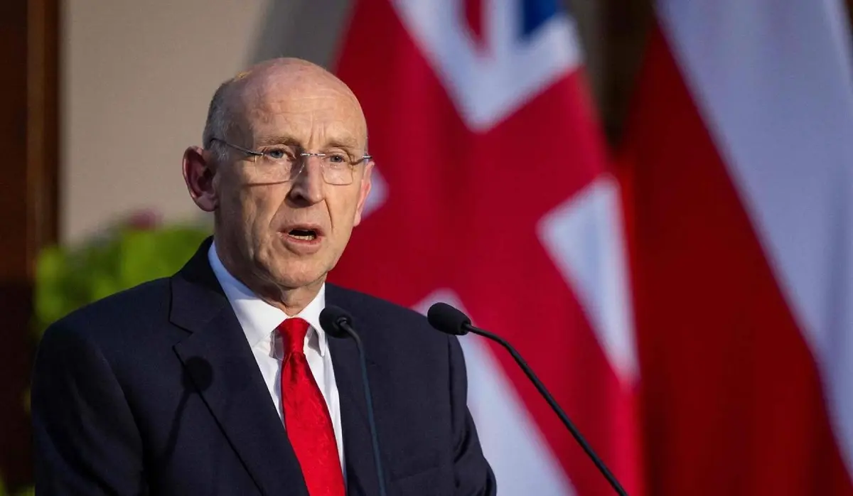 JOHN HEALEY RESIGNS