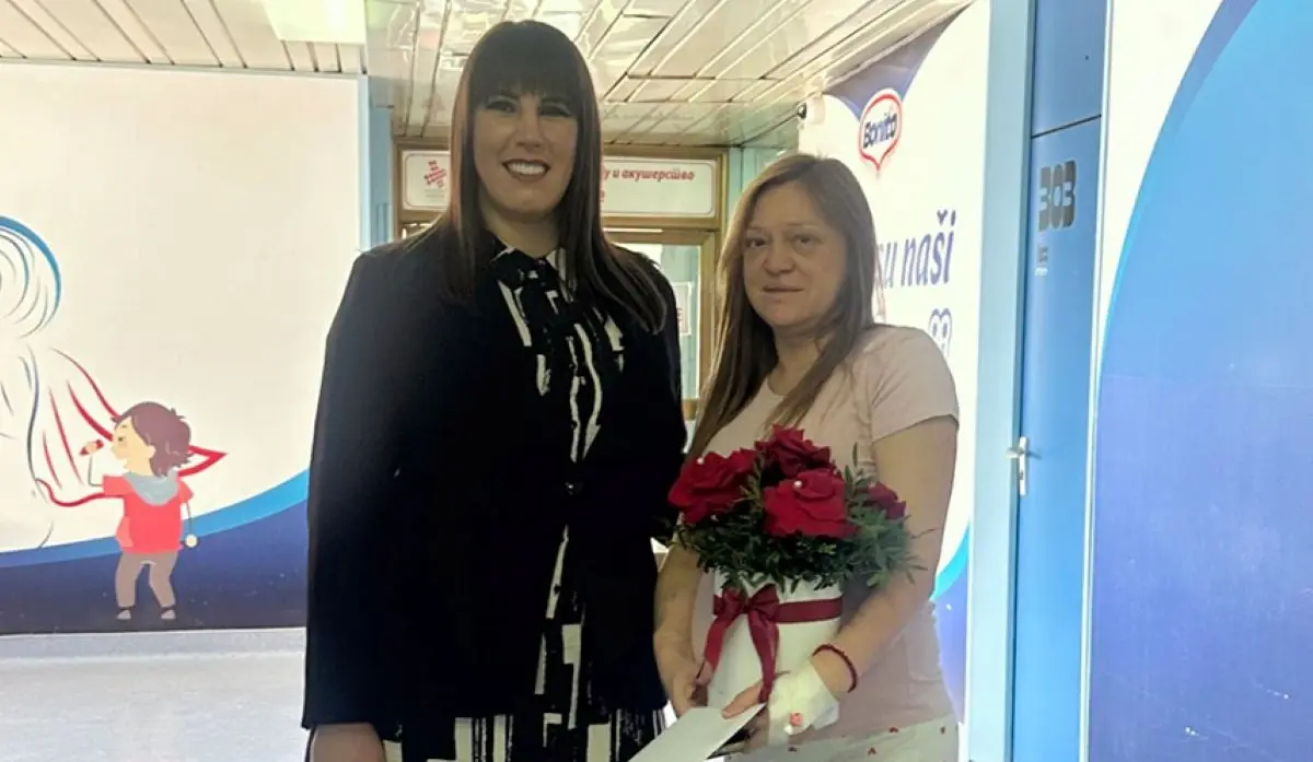 VEKIĆ VISITS SLAĐANA SIMIDŽIJA, FIRST DIALYSIS PATIENT IN SRPSKA TO BECOME A MOTHER